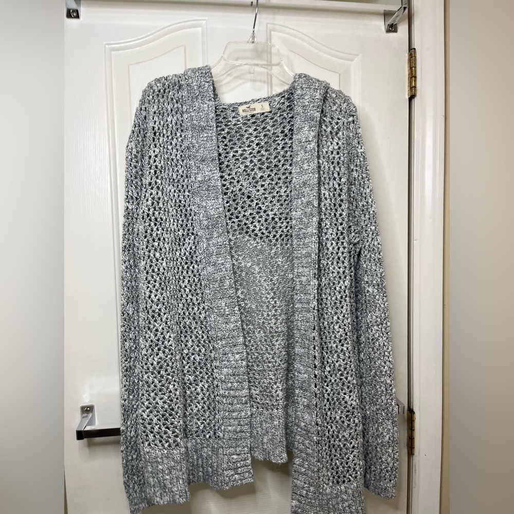 Size Small Grey Hollister Cardigan